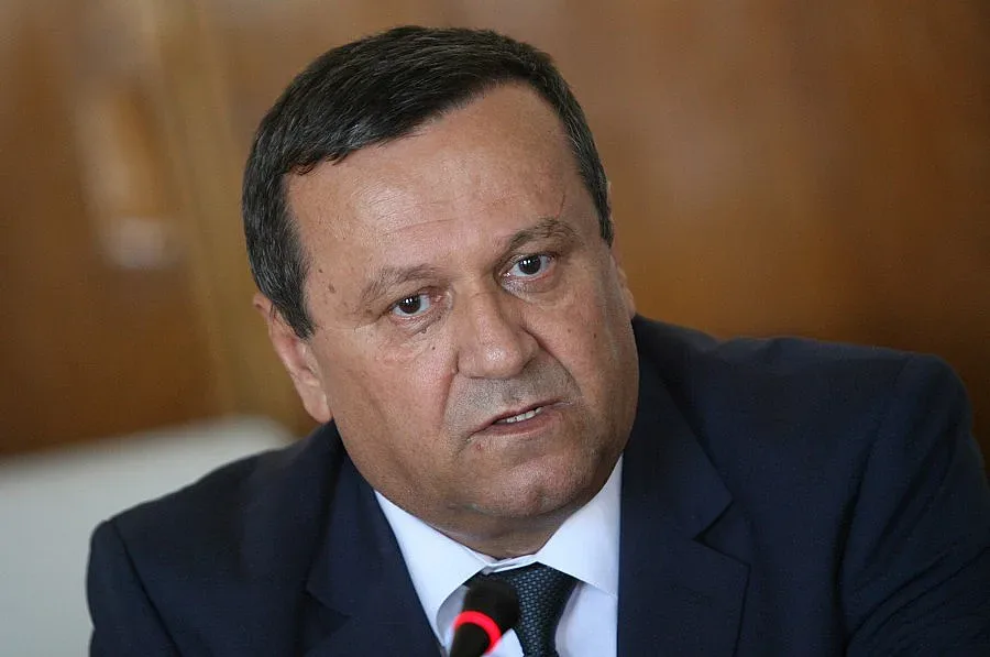 Адемов: 8.1 млрд. лева за пенсии и обезщетения