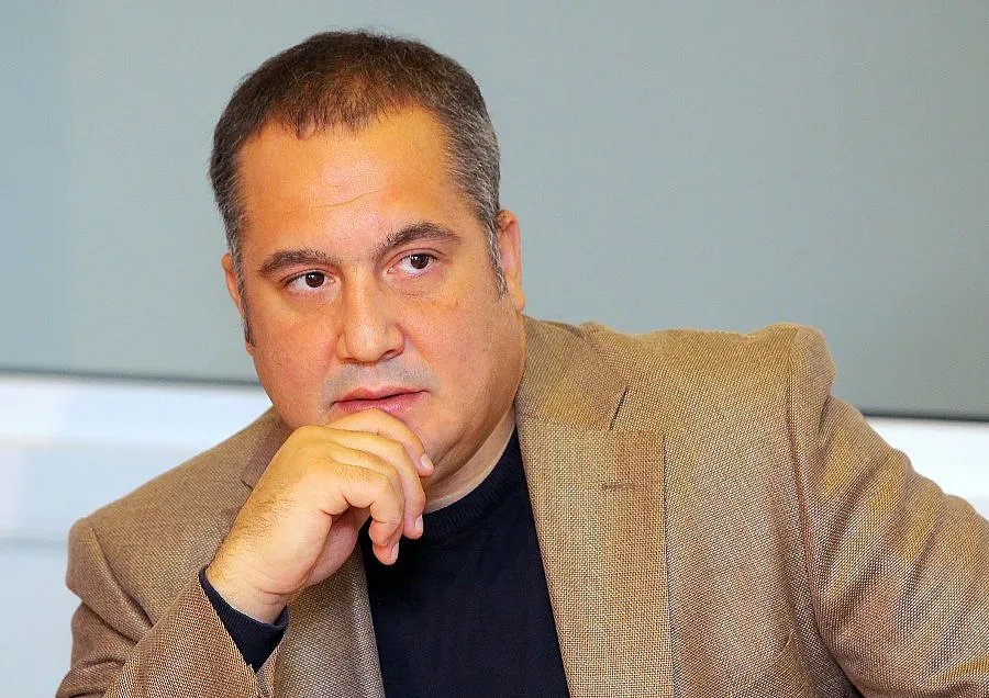 Бинев: Хората виждат, че БСП и ГЕРБ не си вадят очите