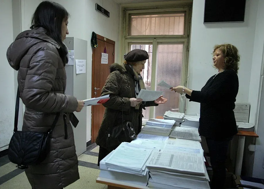 5% по-ниски данъци за доходи до Коледа