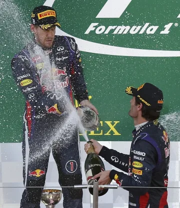 "Ред Бул" отряза крилете на Уебър