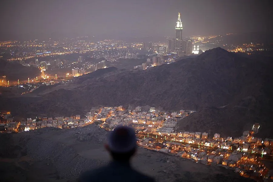 Стотици хиляди се събраха за Хаджа в Мека