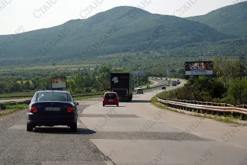 Катастрофа с трима ранени на "Тракия"