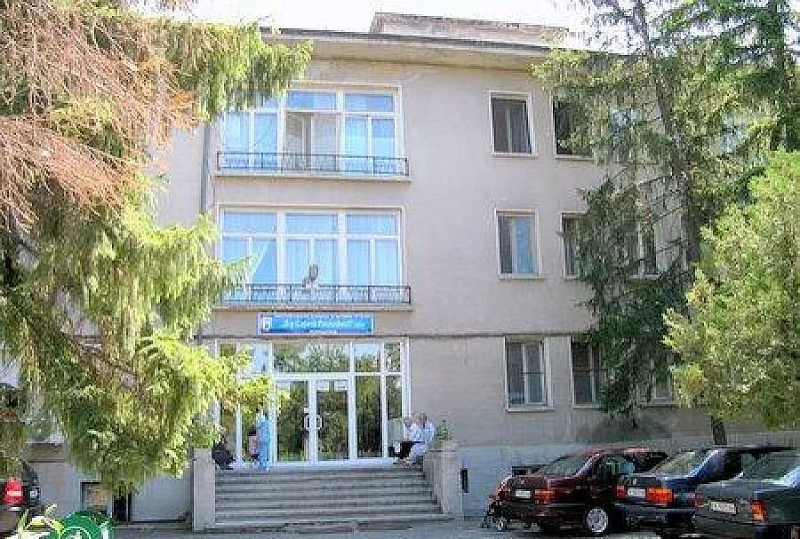 Болницата в Момчилград получи кредит от 300 000 лв.