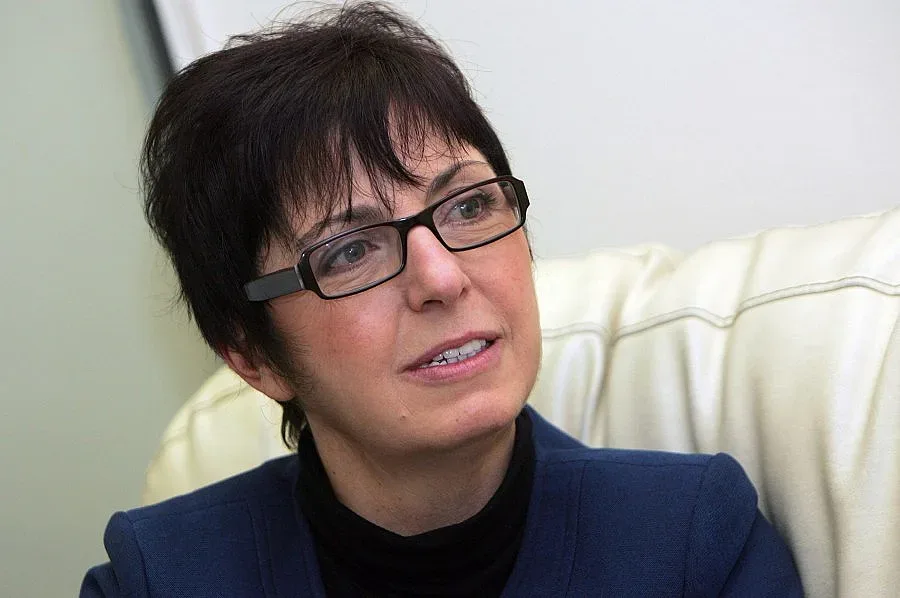 Теодора Димова: Писането е боравене с рани