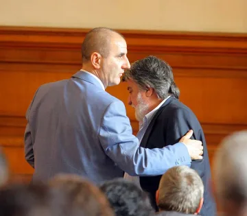 Цветанов не разписал вота за магистралите