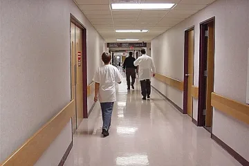 Пожар в японска болница отне 10 живота