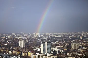 Максимални температури - между 20° и 25° в петък