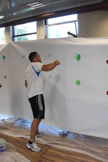 Кобрата проходи в живописта