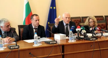 Таблети сменят хартиените листовки