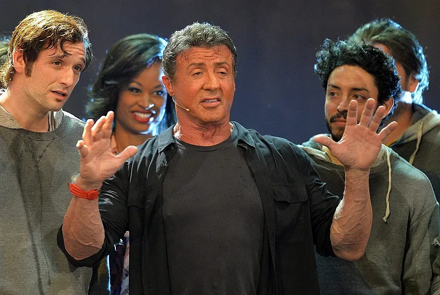 Созопол чака Сталоун с палат за милиони