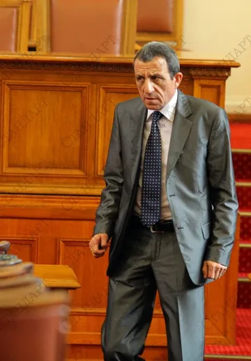 ДПС подкрепи Хаджихасан с писмо