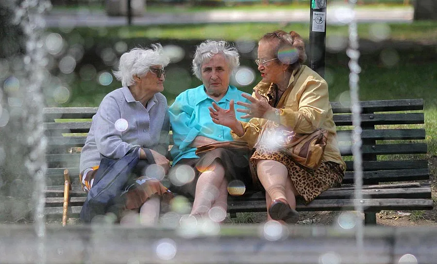 Получаваме пенсия средно 22 години