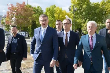 Мицкоски ни атакува с искания за "македонския народ" в България