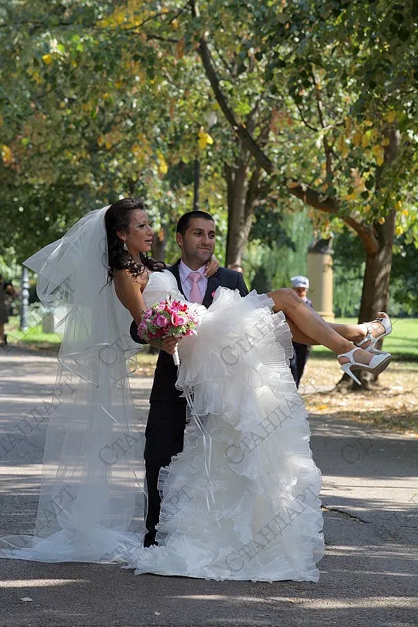 Най-много се женят на възраст между 25-29 години