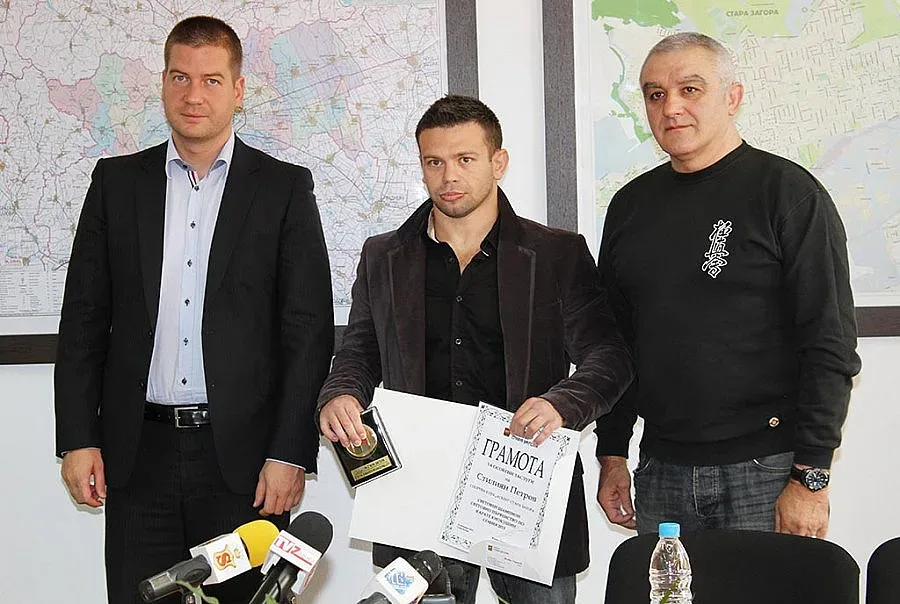 Отличиха световен шампион по карате киокушин