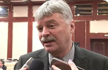 Войводата пее за ЧРД на Данчев