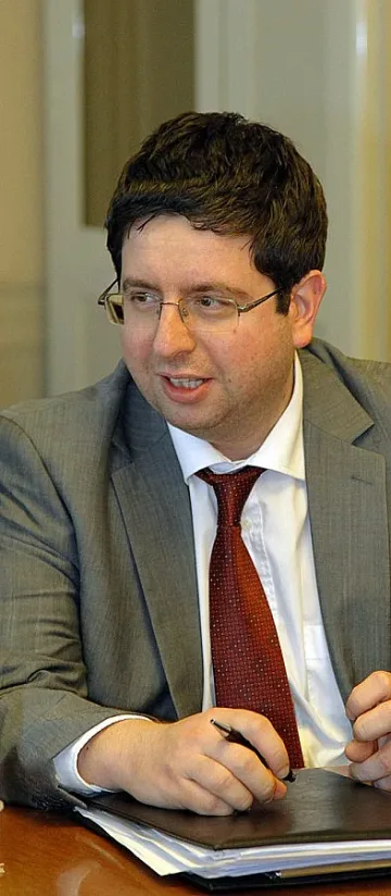 Чакаме оферти за дълга от банките в Германия