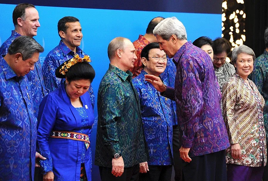 Путин на среднощно водка парти за ЧРД