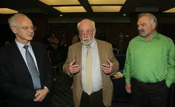 Тренчев: Ако не изплатят парите, започваме да чупим