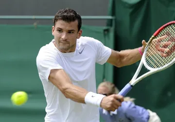 Гришо почва с японец на старта в Шанхай