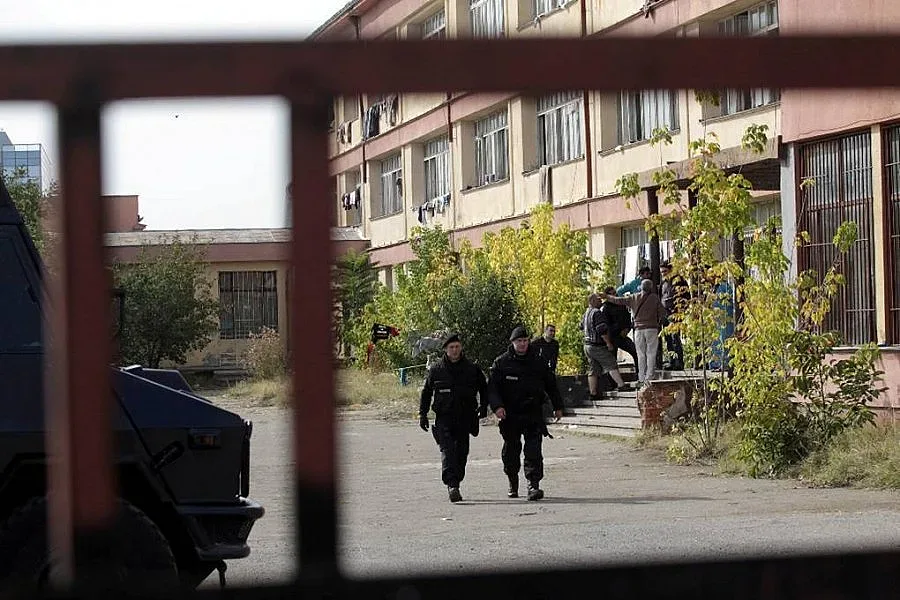 Одеяла вместо пари за бежанците