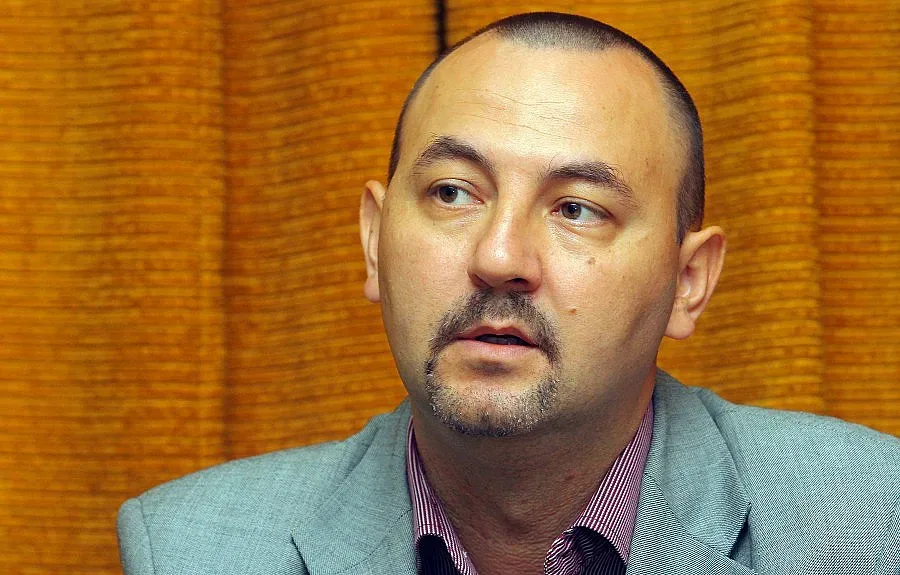 6 месеца придружител за младите шофьори