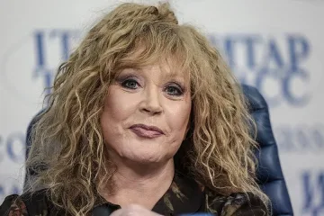 Алла Пугачова стана майка на 64 г.