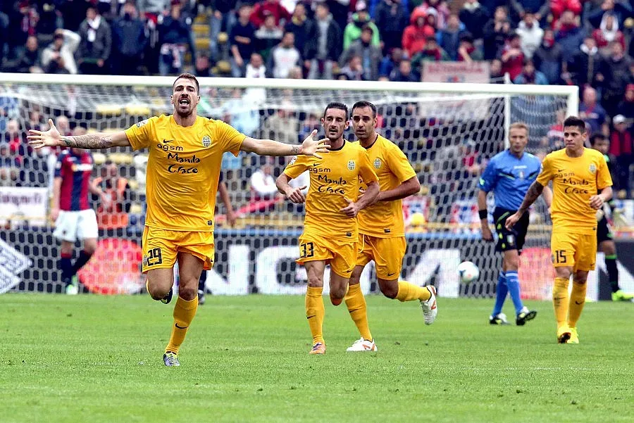 Фенове атакуват Ники и компания