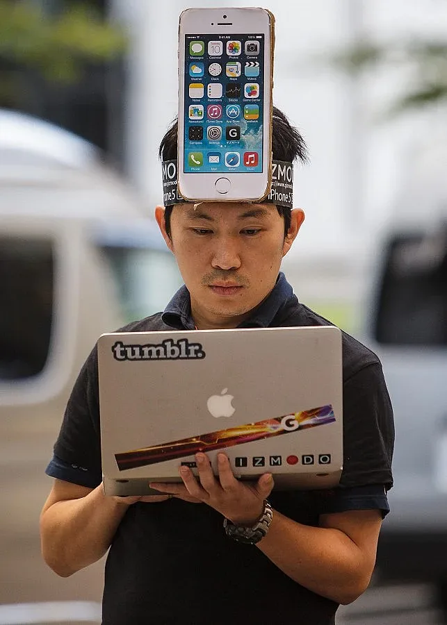 Печелят милиони от адреси в интернет