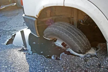 Протест блокира пътя  Поповица - Асеновград