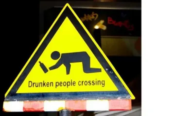 Пиян шофьор предизвика катастрофа, две деца ранени