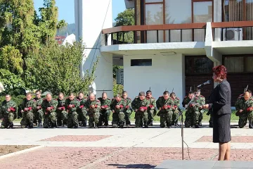 Цветя и венци за 101 г. свобода