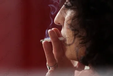 Реформаторите не искат връщане на цигарите в заведенията