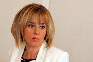 Има много по-важни теми от пушенето