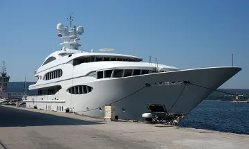 Роми искат яхти с пари от Европа