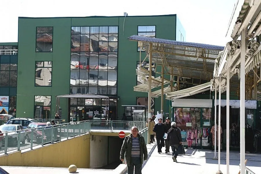 Намериха премръзнал мъж на благоевградския пазар