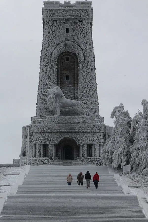 Чистят снега през зимата с 60 млн. лева