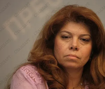 Йотова: ЕК ще ни помогне за бежанската вълна