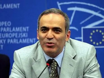 Каспаров осъди Русия в Страсбург