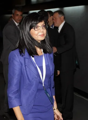 Кунева: ГЕРБ и БСП са в мач един с друг