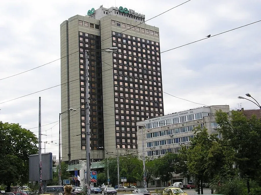 Продават хотел "Родина" за 35 млн. лв.