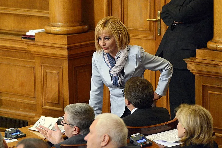Манолова: Отделянето на духа от тялото не е добре за ГЕРБ