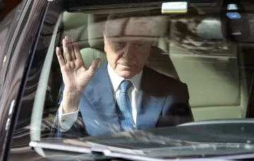 Италианският премиер не прие оставката на 5-има министри  