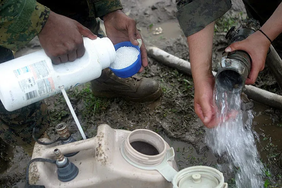 Кмет се оплака: Тровят ни с белина