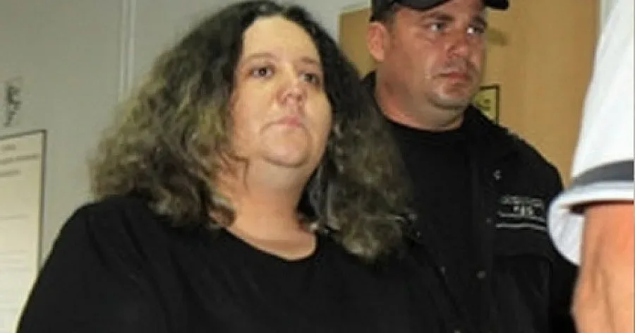 Мадам Веса се самоуби, отчаяна от рака