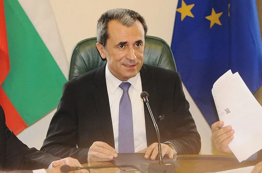 Орешарски поздрави възрастните хора в България