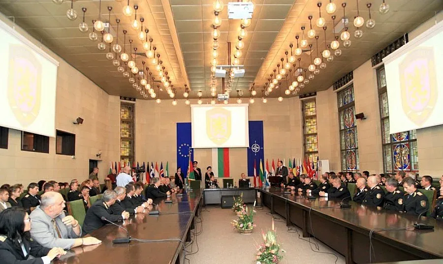 Борислав Сертов пое служба "Военна полиция"