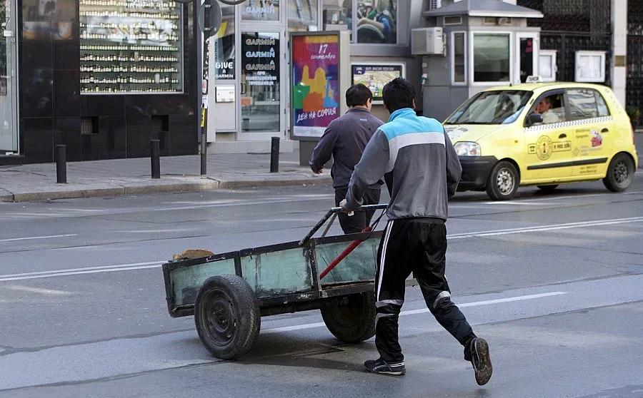 Интегрират роми с проект за 17 000 евро