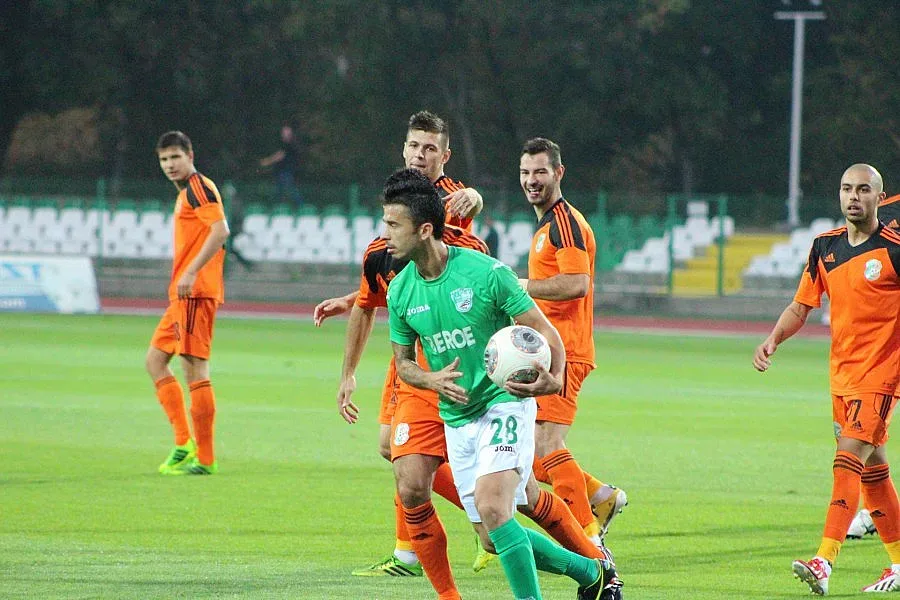 "Литекс" счупи карък след 11 г.