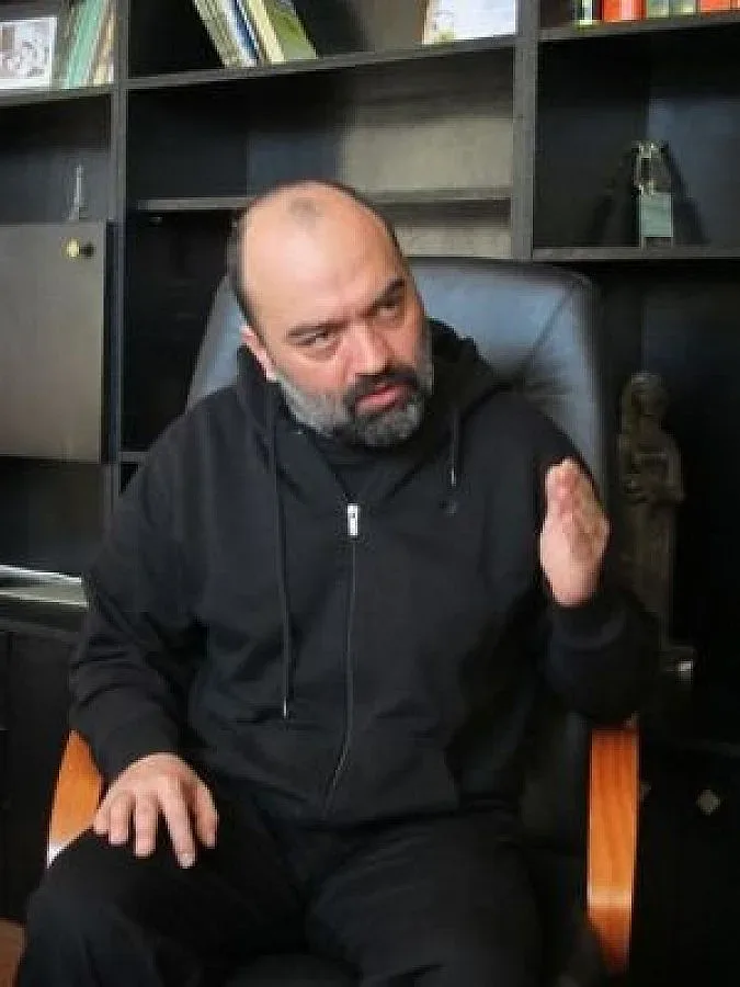 Икономии и съкращения в кърджалийския театър 